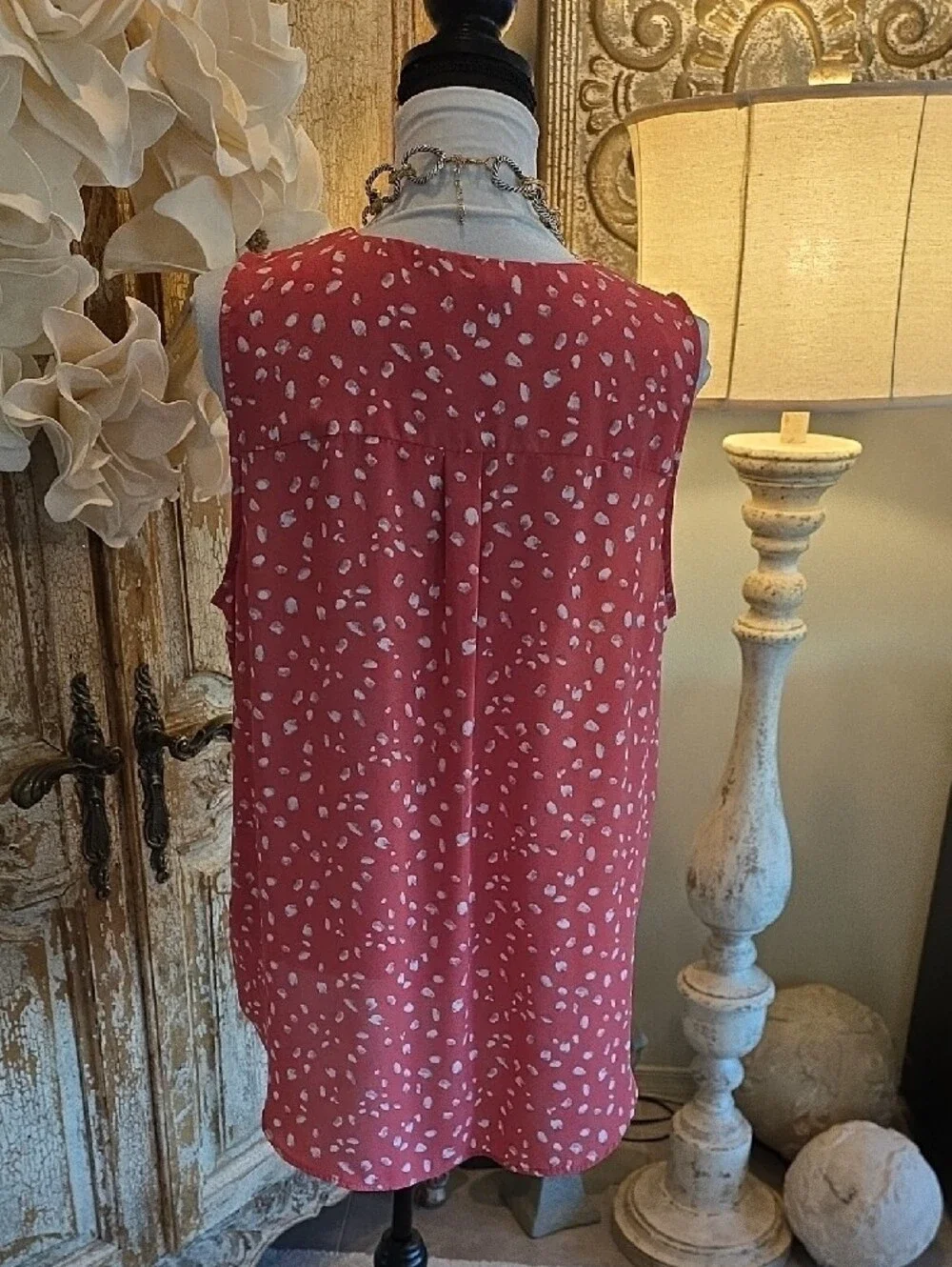 Maurices Coral Sleeveless V-Neck Button Front Tank with White Spot Print - Picture 4 of 6